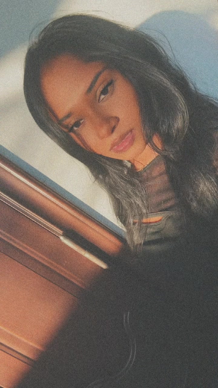 @Priyanka🫠