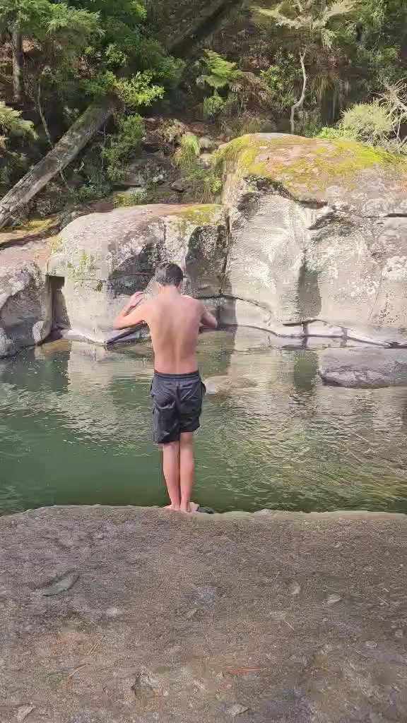 @SB_BOMBSQUAD