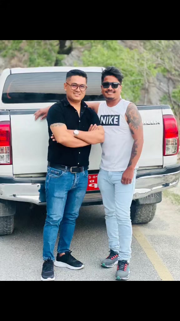 @रोशन थापा मगर ✝️