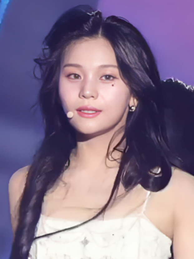 @𝑩𝒖𝒅𝒅𝒚_여친