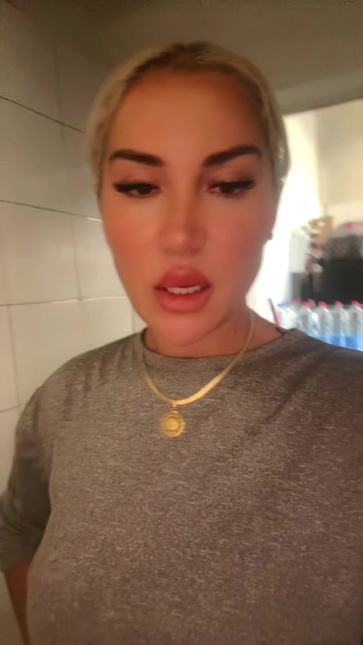 @Ela _entela