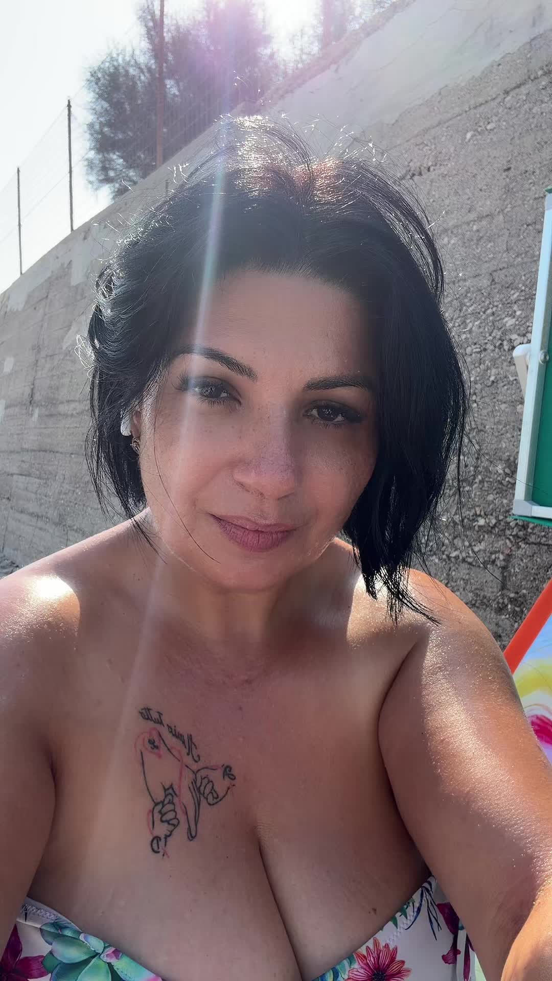 @Anamaria