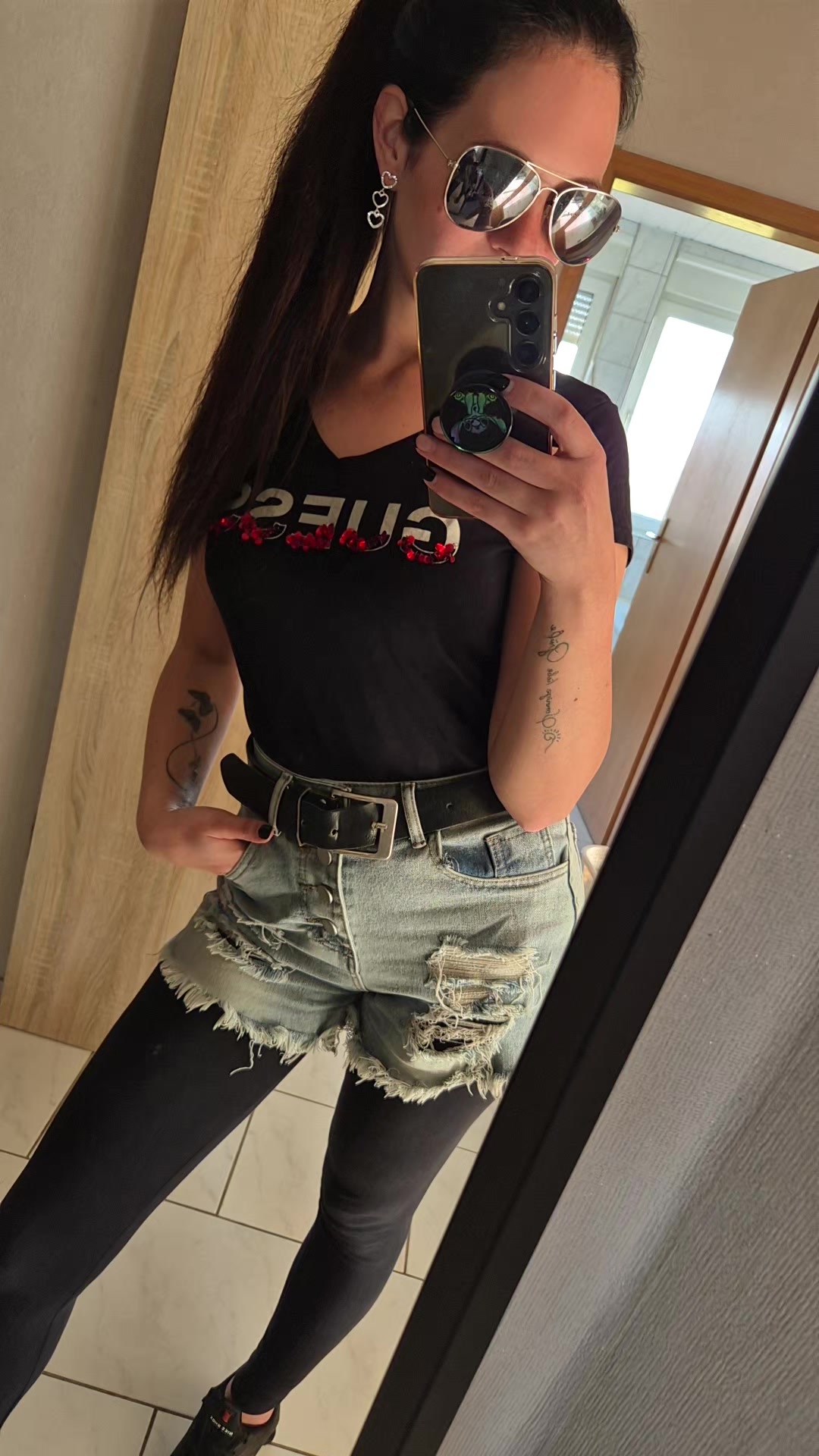 @Ela