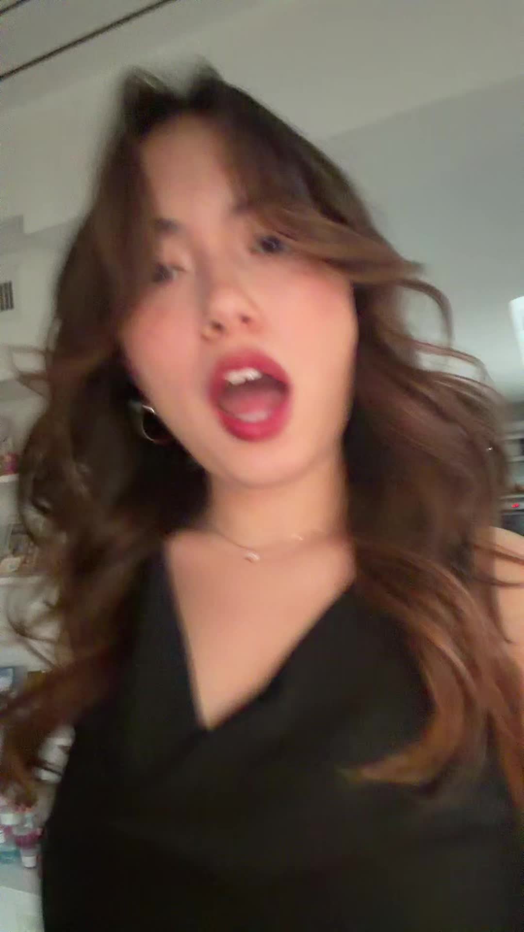 @chloe