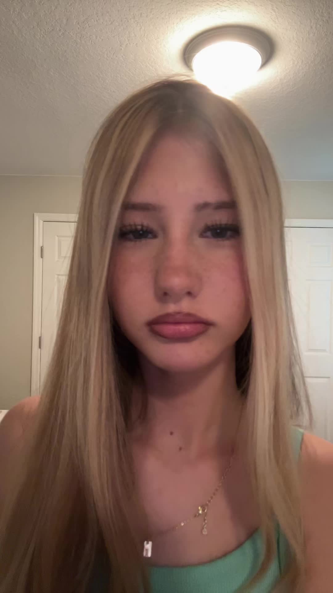 @isabella dimov