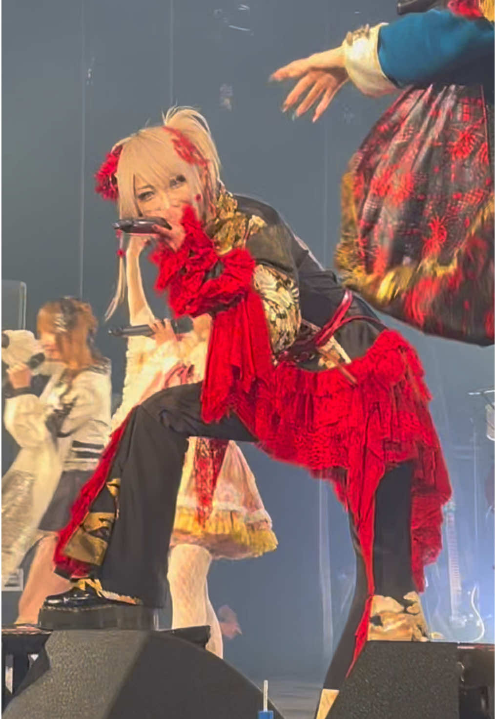 @この