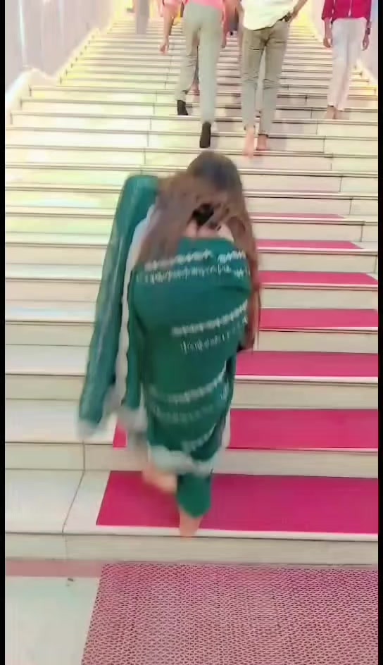 @🐼Radhika ydv💫🌿