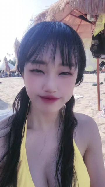 @🍆🐧ROKI 꼬봉짓하는 올리비아