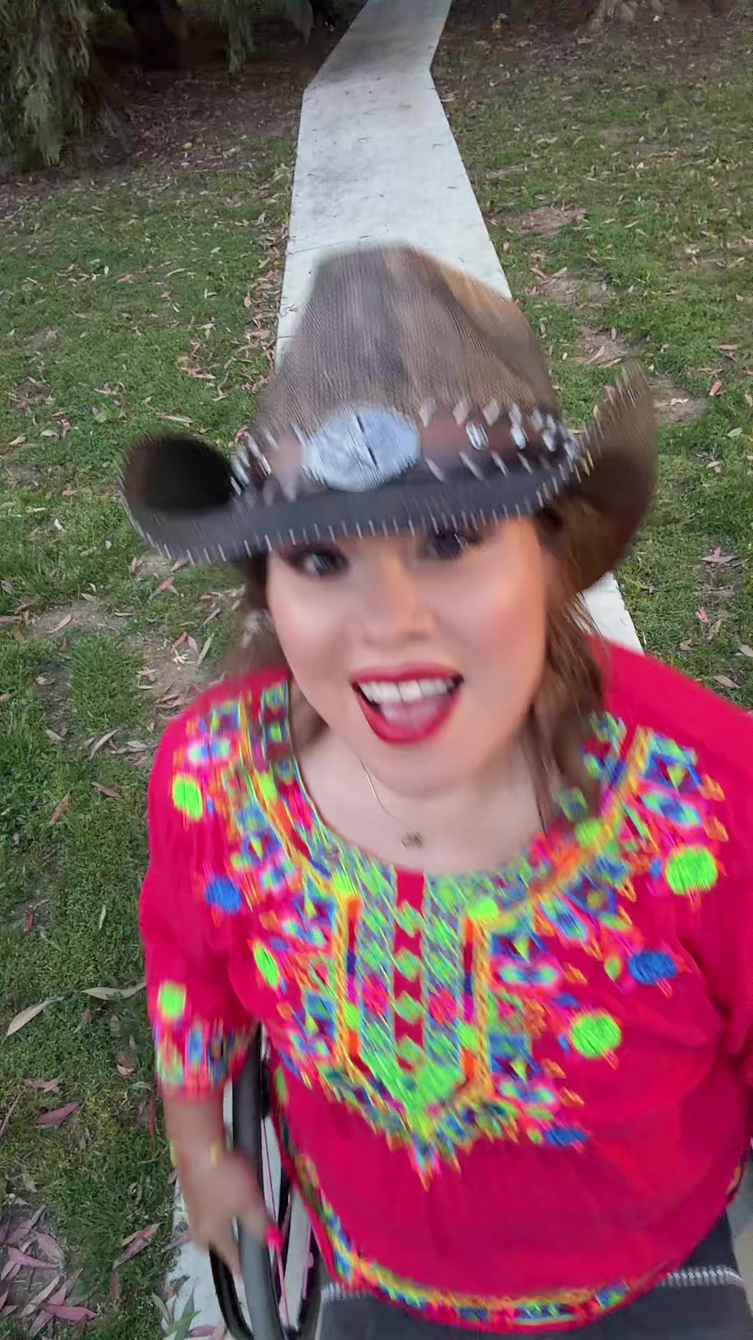 @Tina