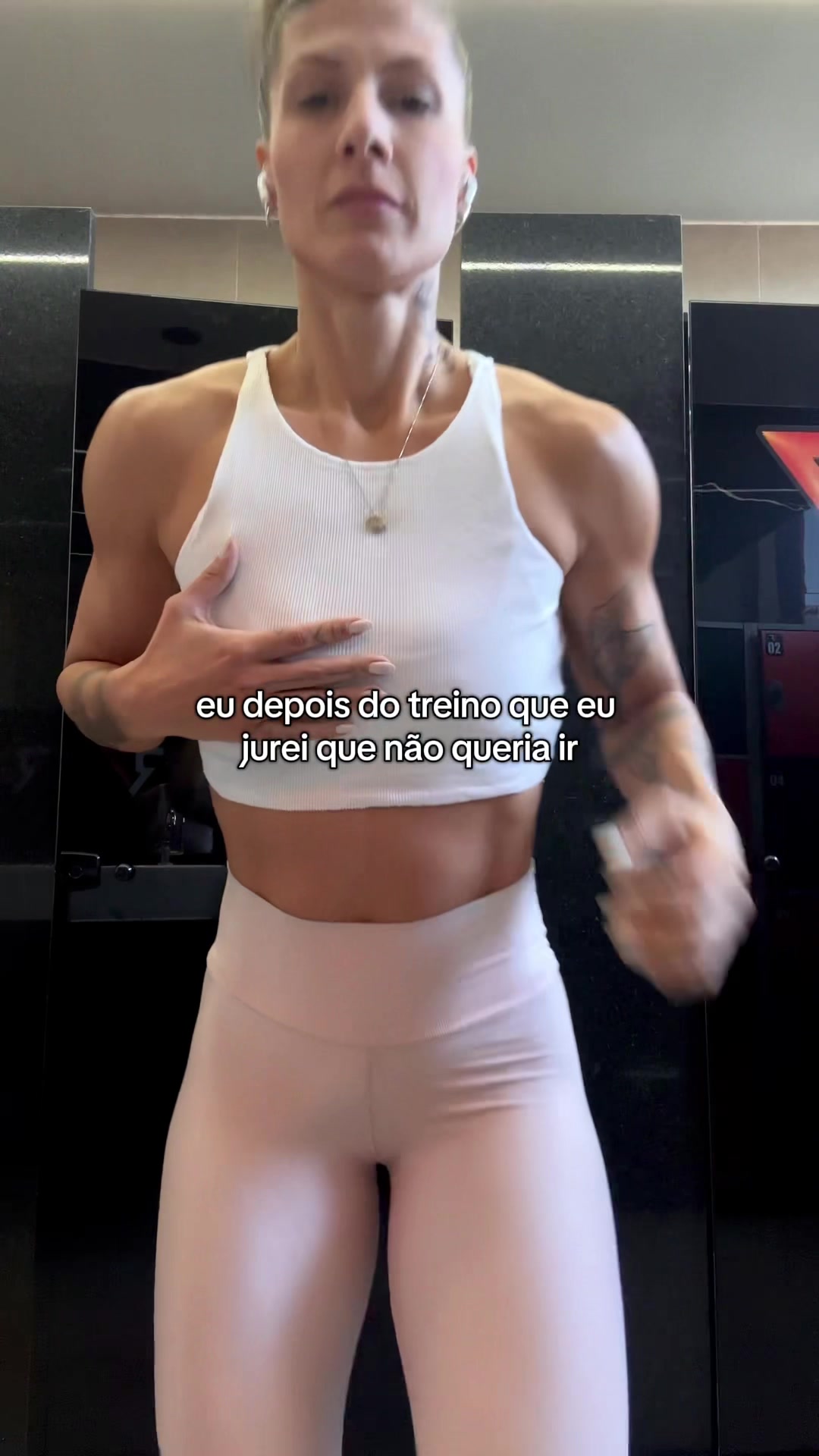 @Mari Bastos