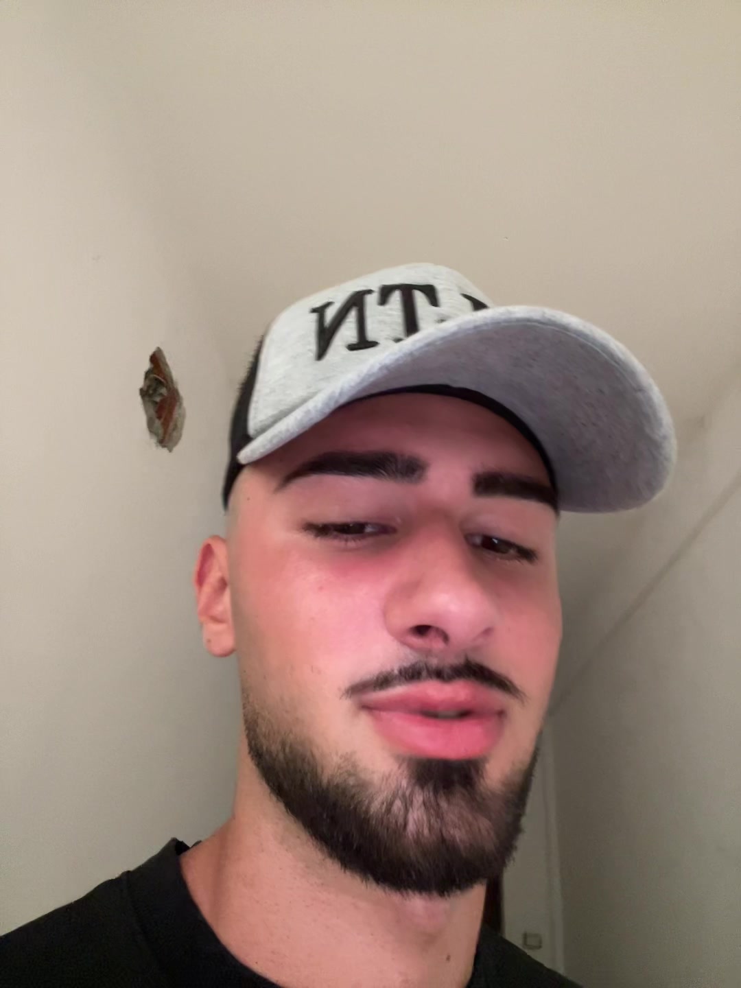 @XH