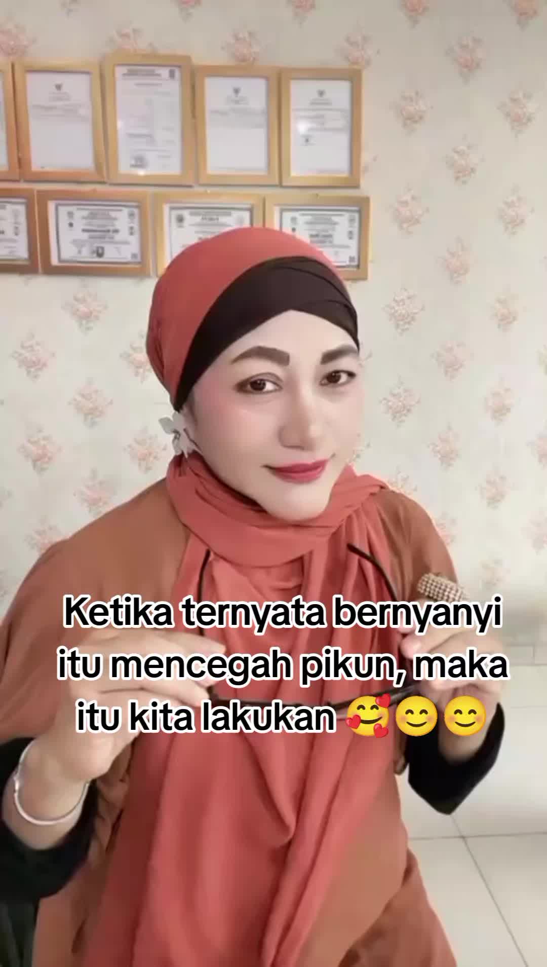 @dr Rachmawati MHt_Hypnoterapis