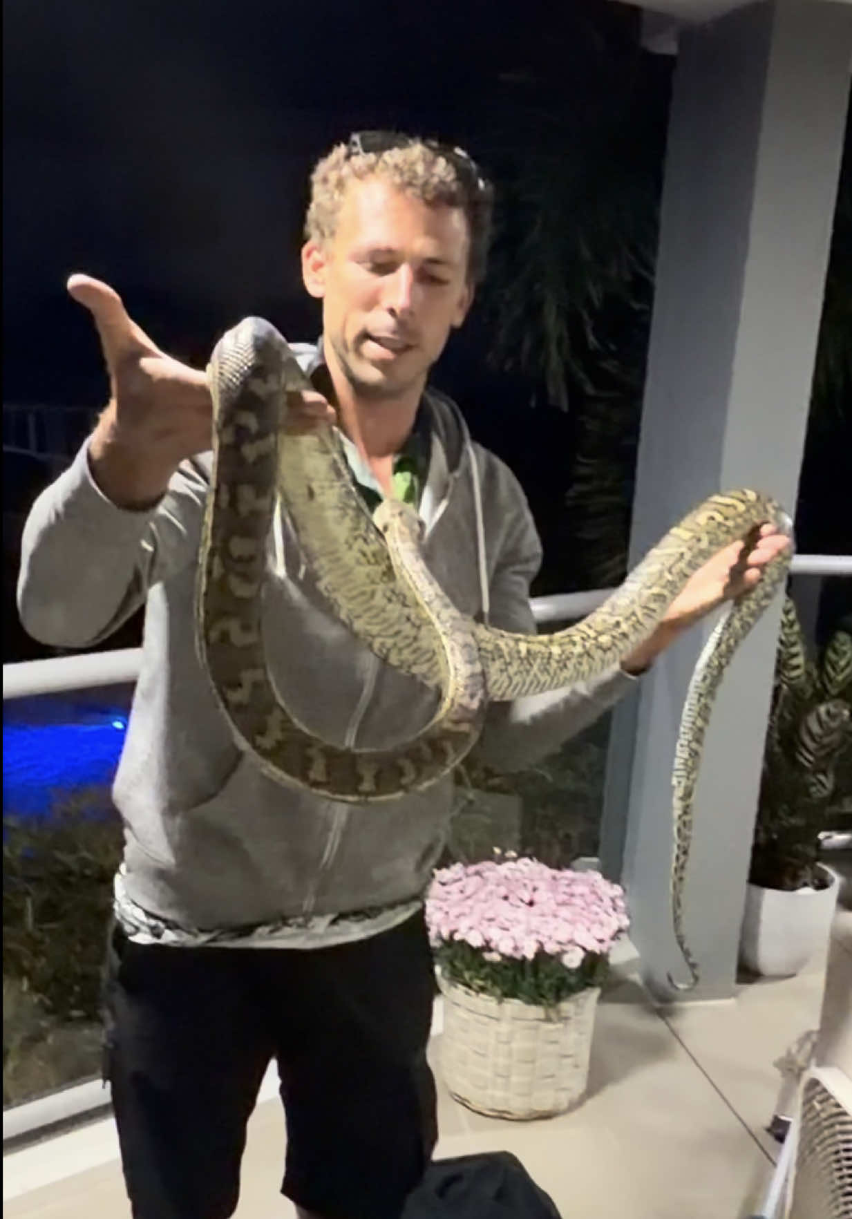 @Snake Catcher Dan