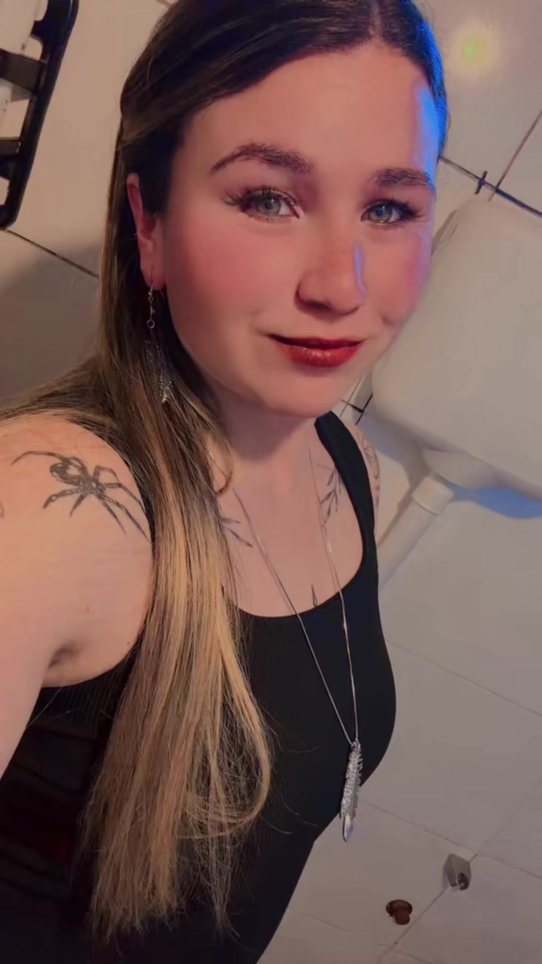@✨🦋
