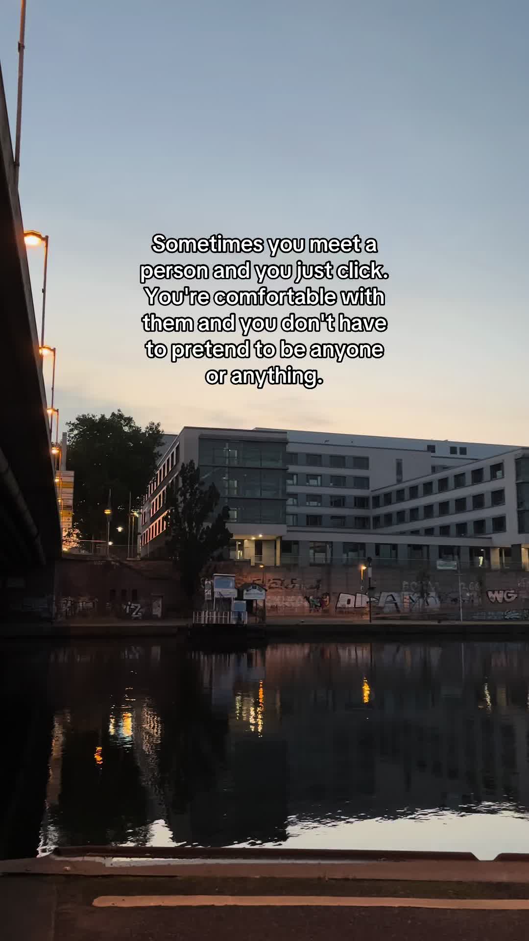 @sʇɥɓnoɥ&perp;