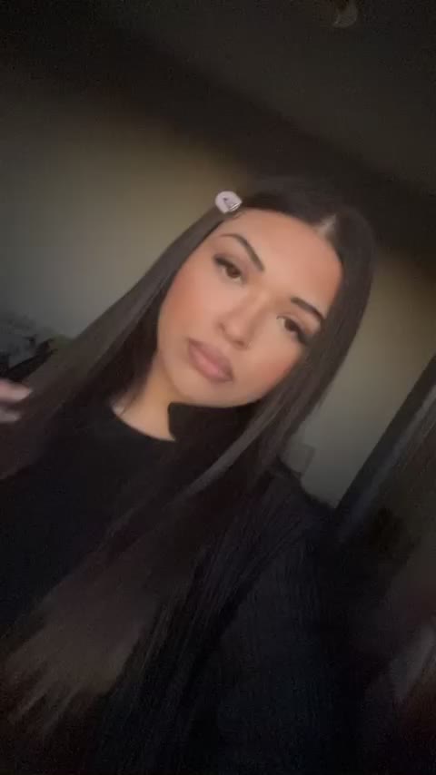 @𝐀𝐧𝐝𝐫𝐚 🩷