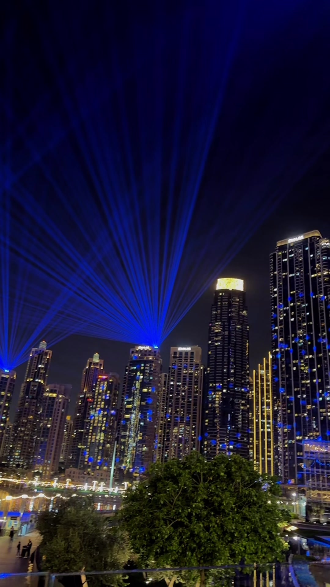 @Duba&iuml;