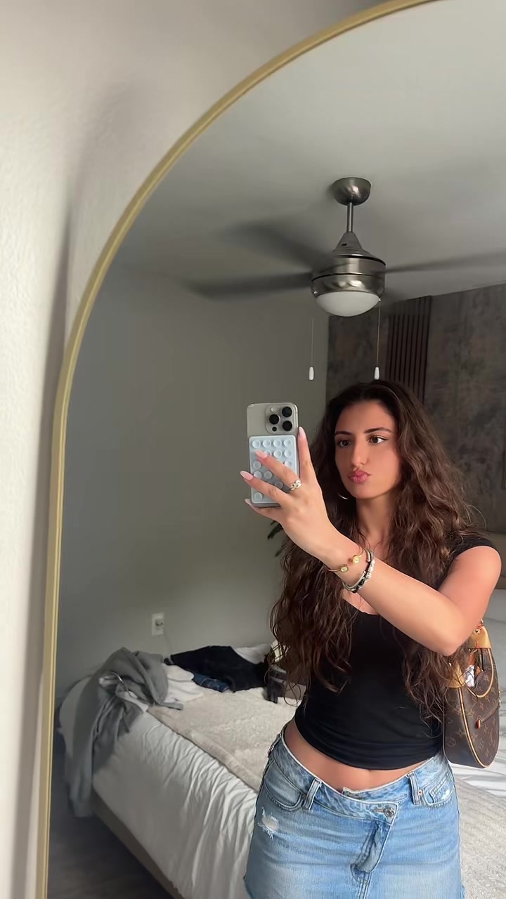 @ioanna