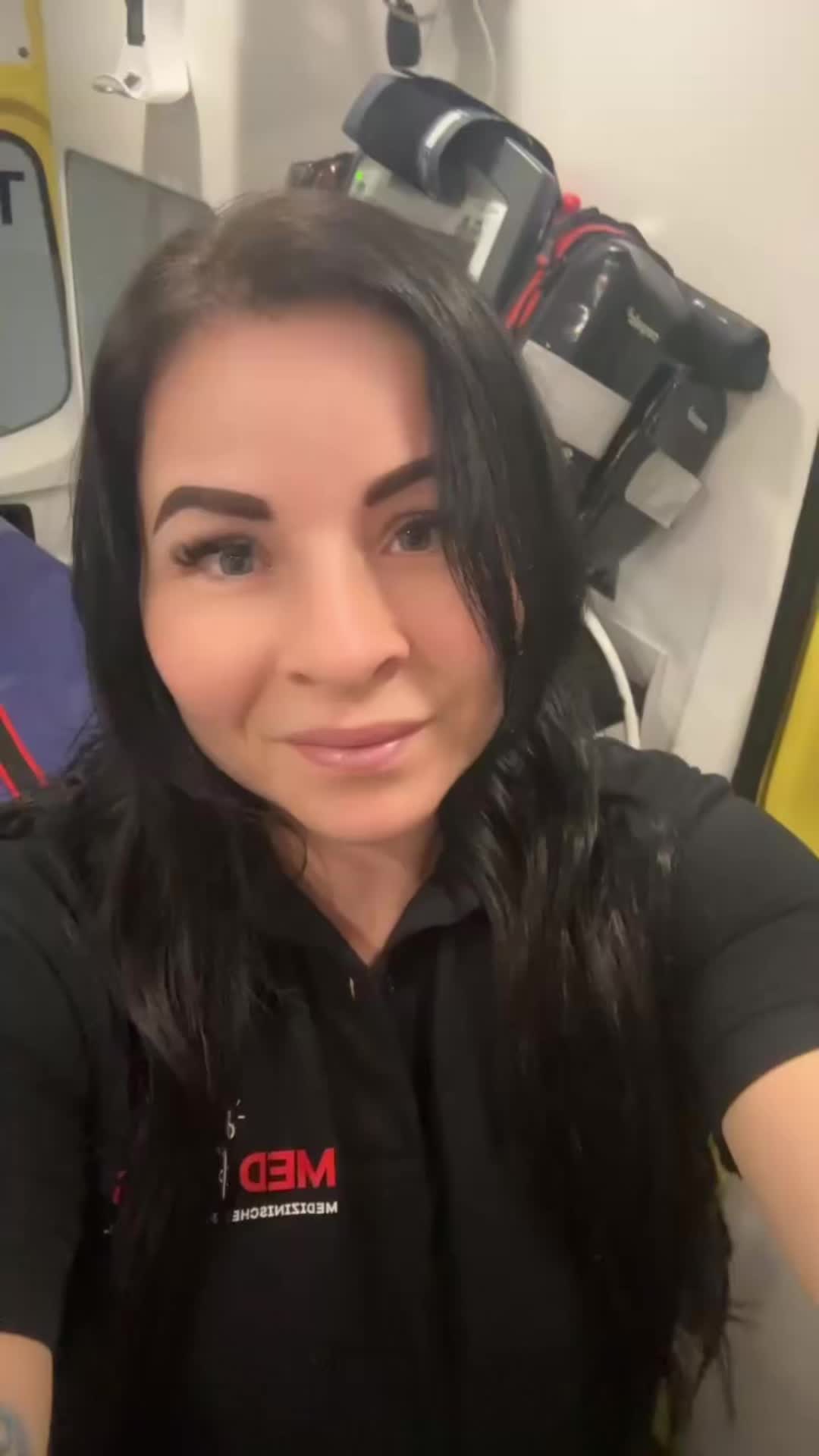 @Adrenalina_Notfallsanitäterin
