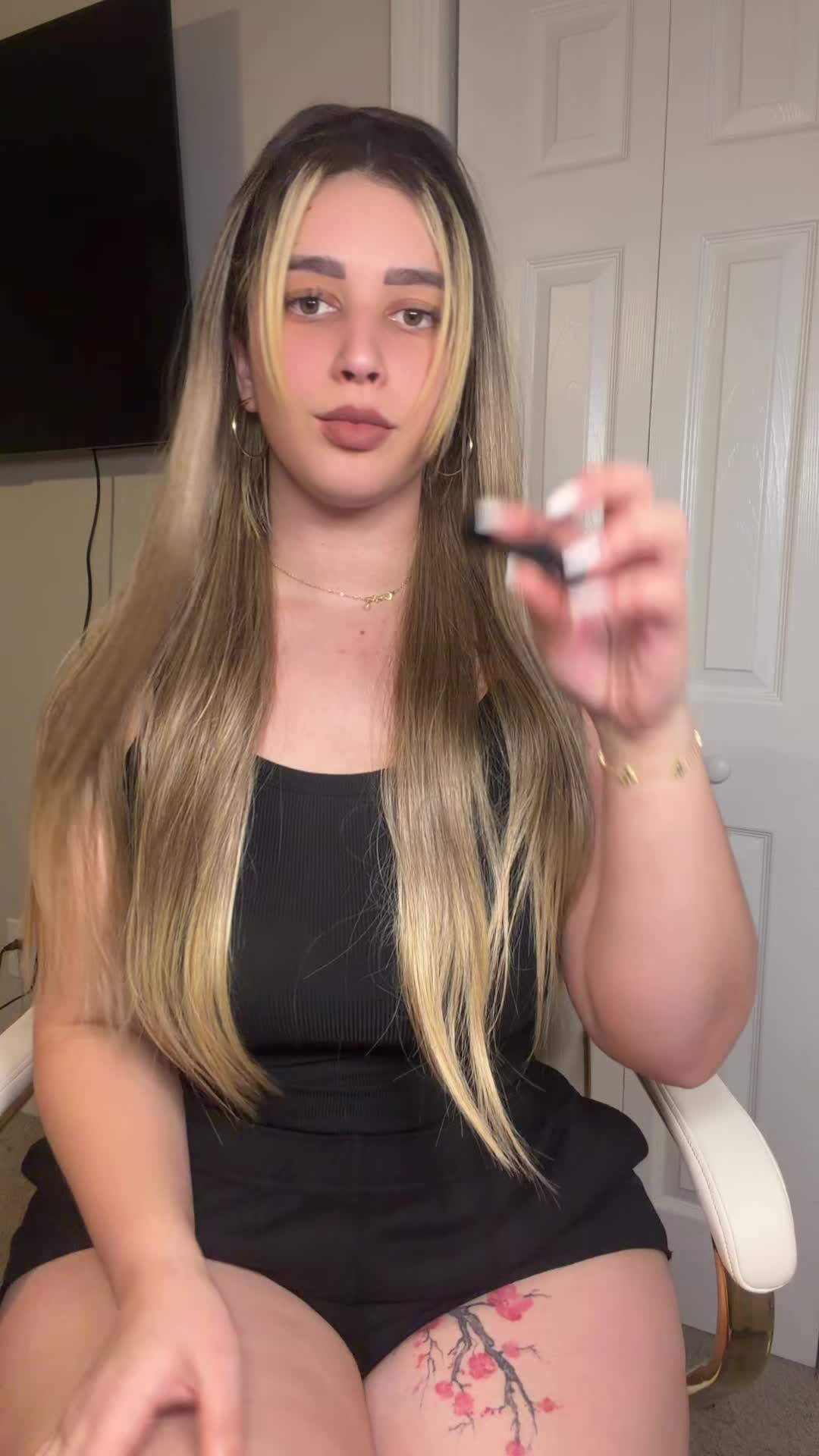 @Jennygglz