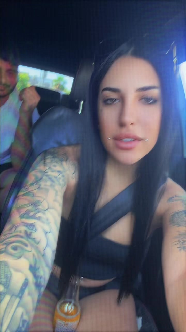 @Celinenasty