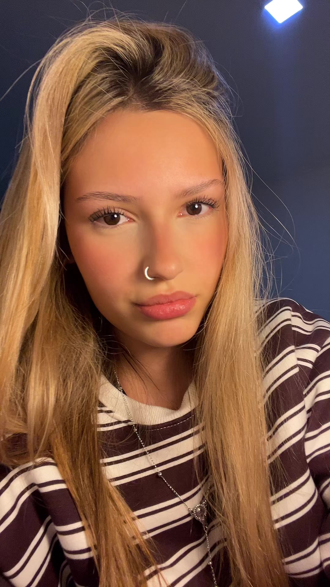@𝐚𝐧𝐧 ★