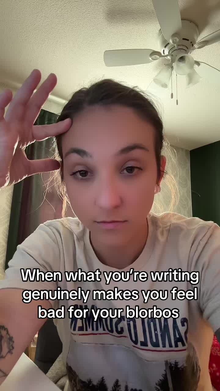@Lia Gwin