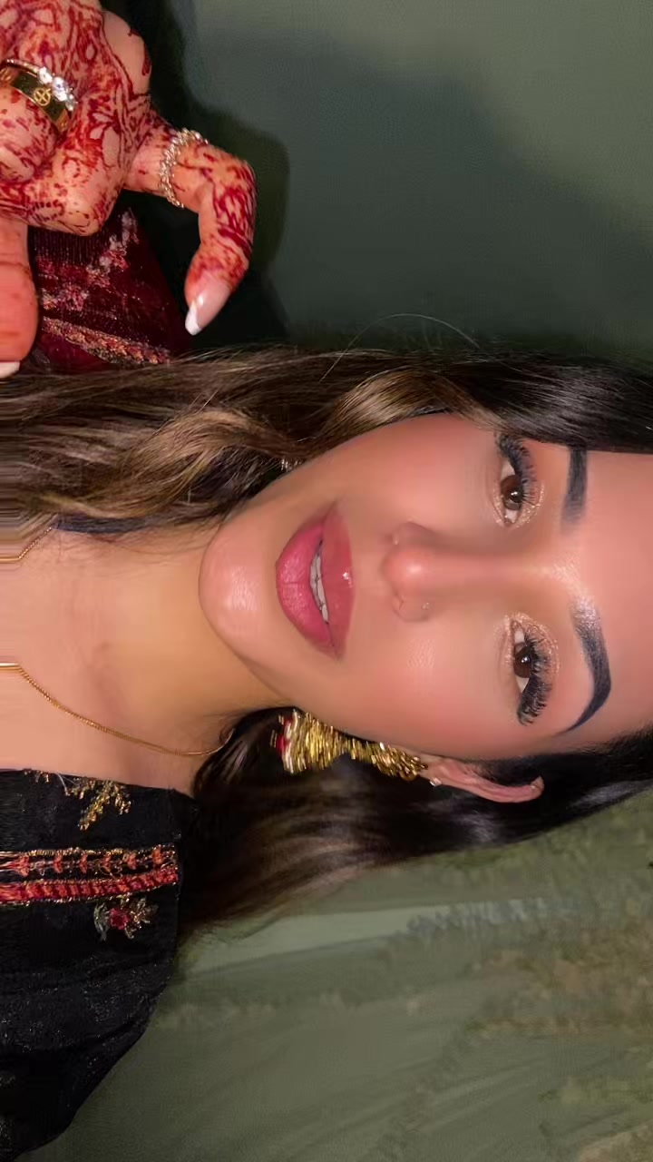 @Khadeza
