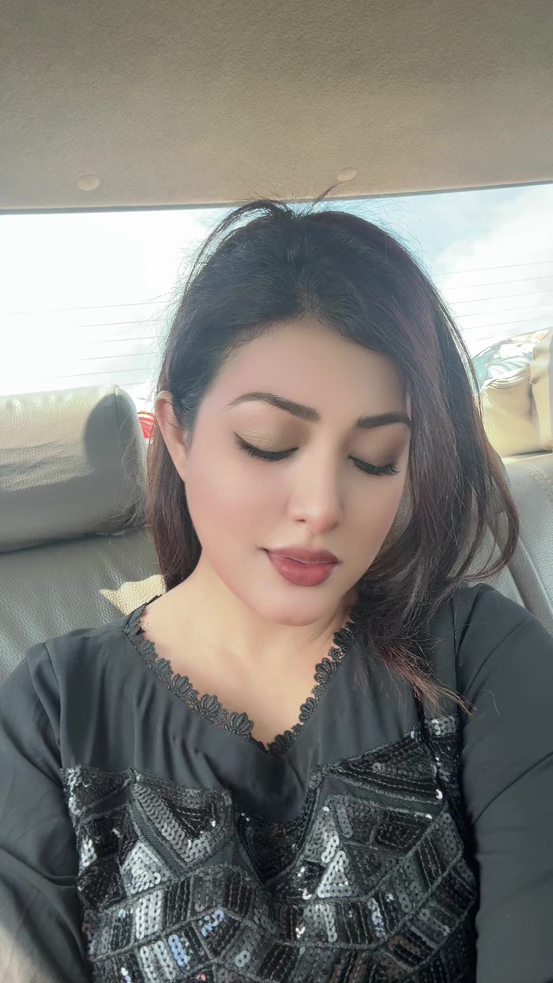 @priyankazamanofficial