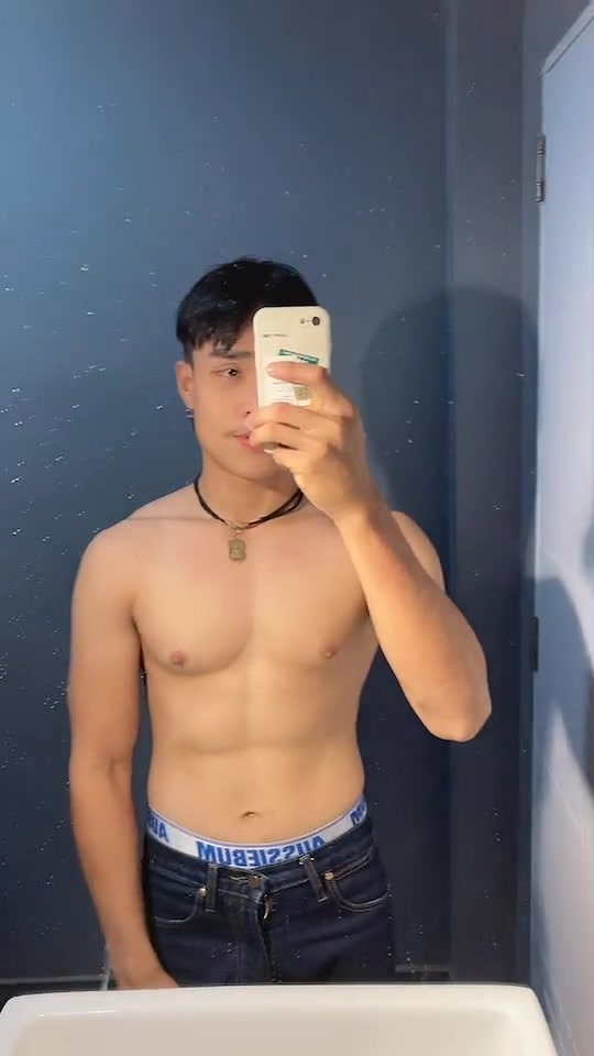 @โฟว์อาร์มครับ