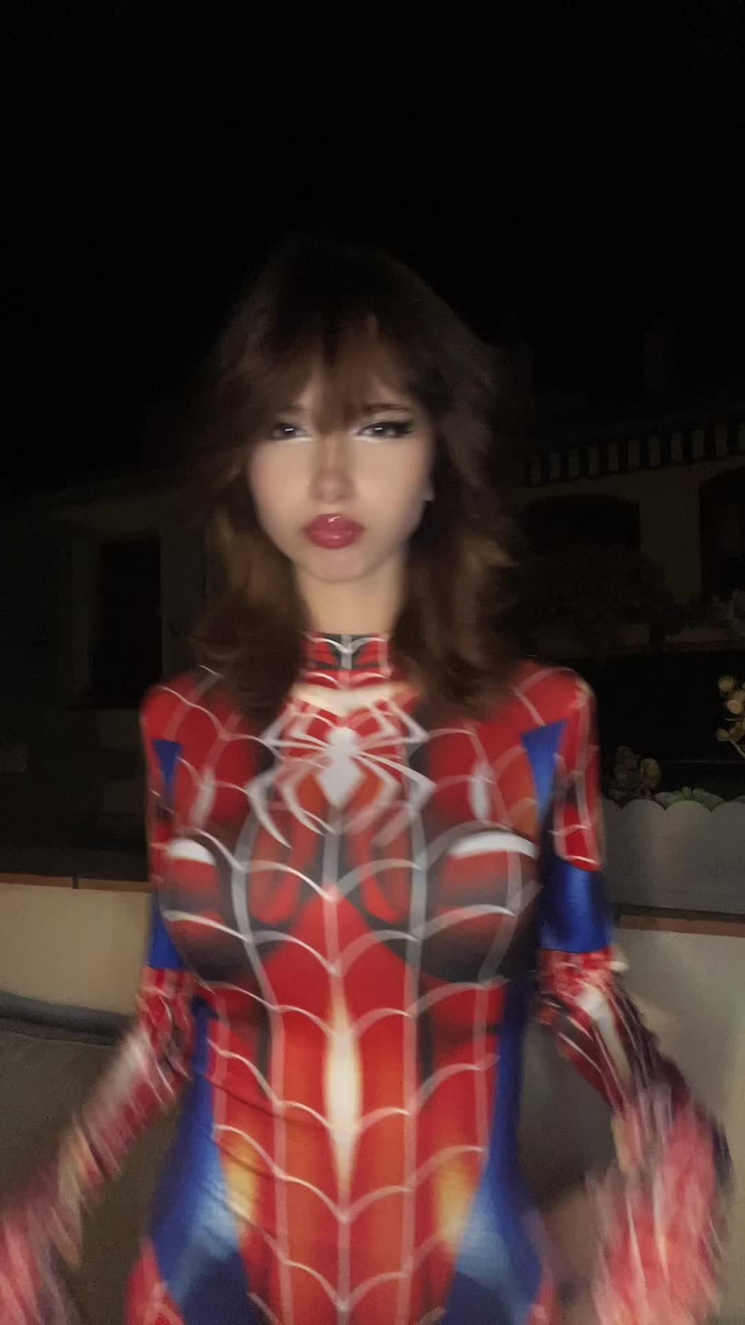 @⋆˚࿔𝒉𝒆𝒆𝒍𝒖𝒏𝒂𝜗𝜚˚⋆