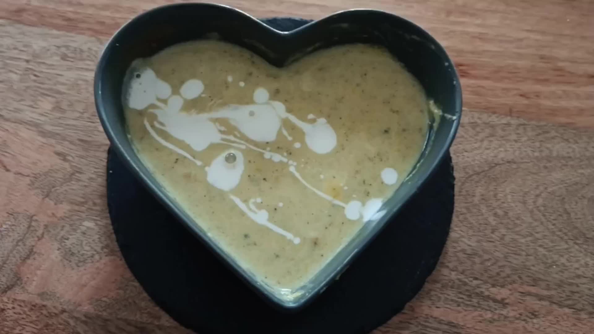 @EssenzFood