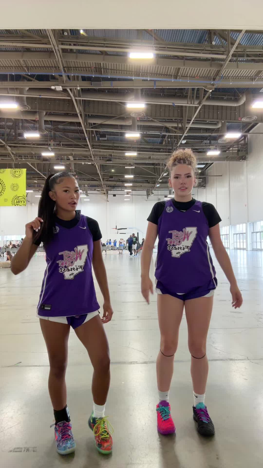 @￶ 　 　  ️