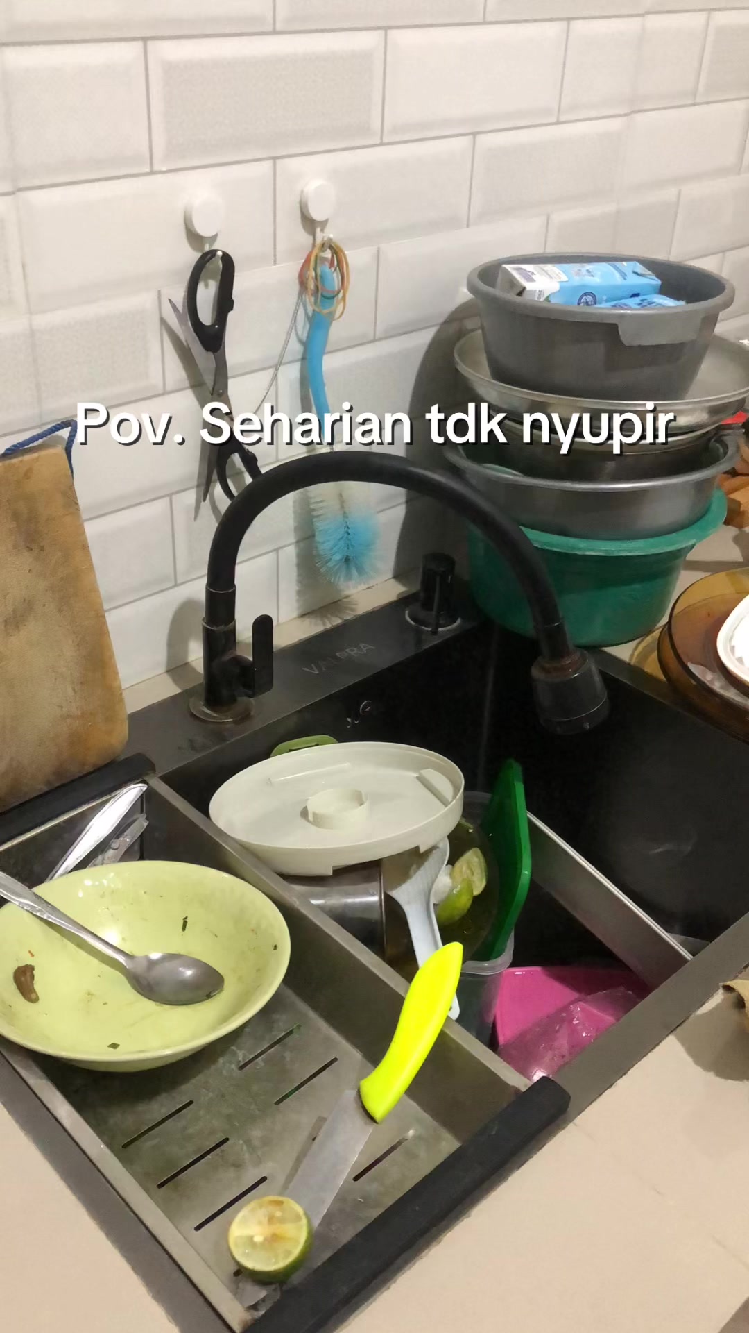 @Nuy
