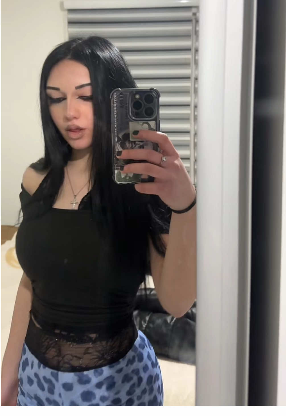 @матеа 🫧
