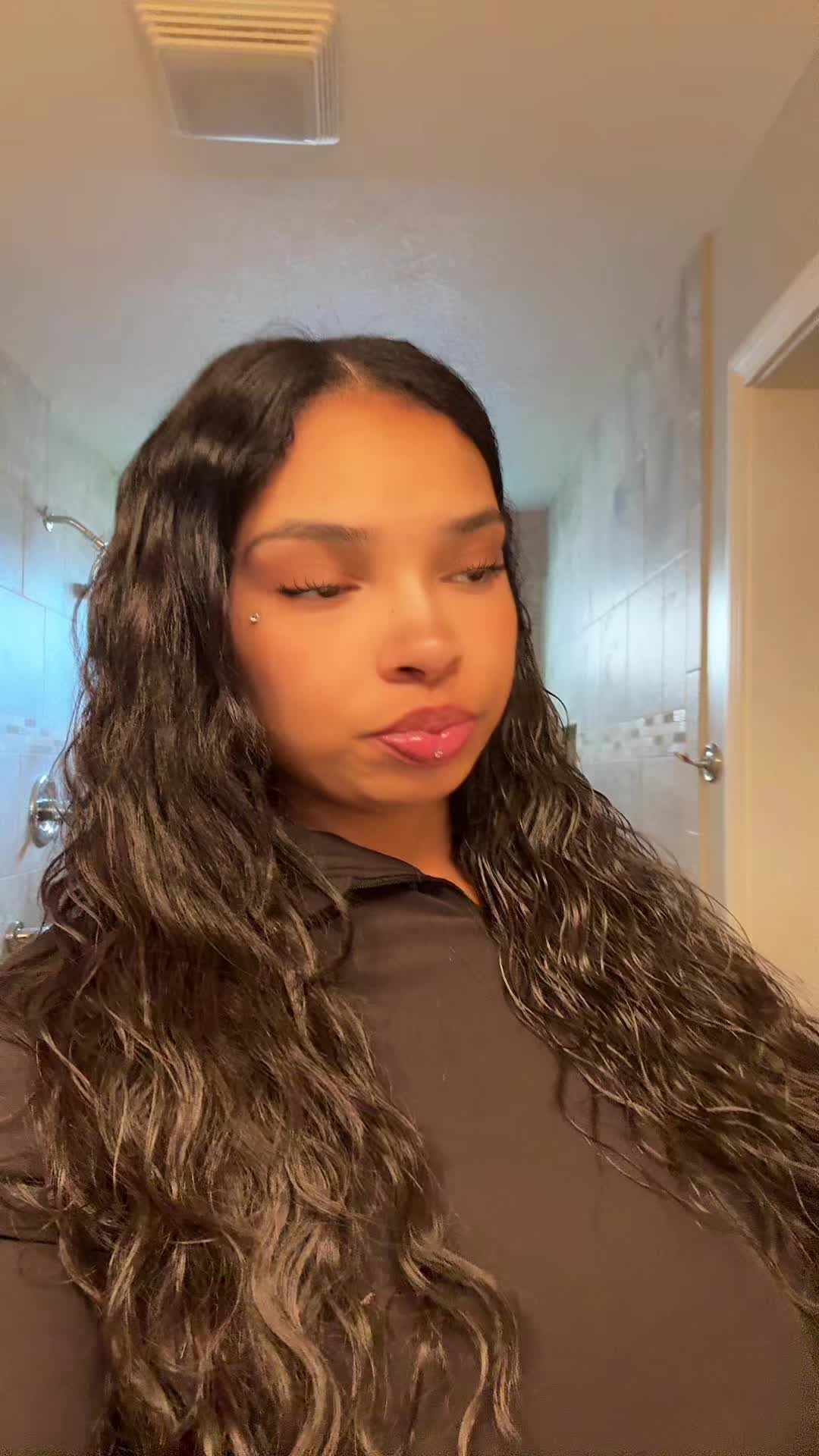 @yonii_lashay