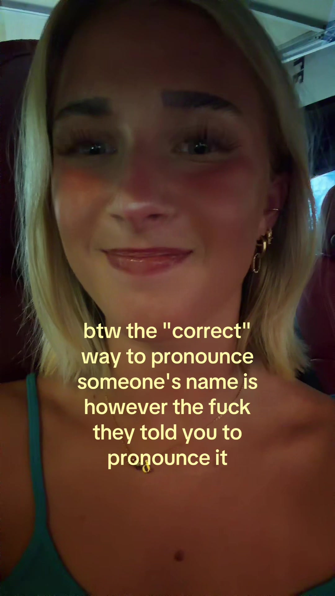 @theelliebarker