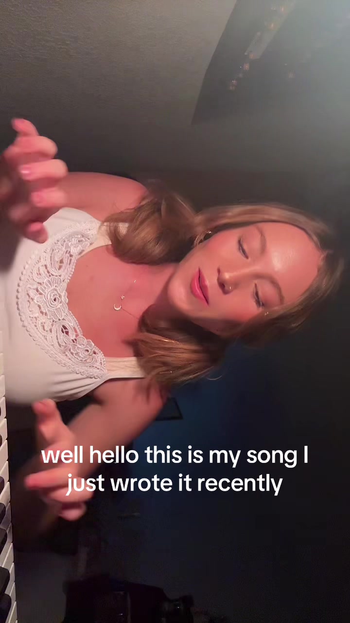 @Fiona Marais