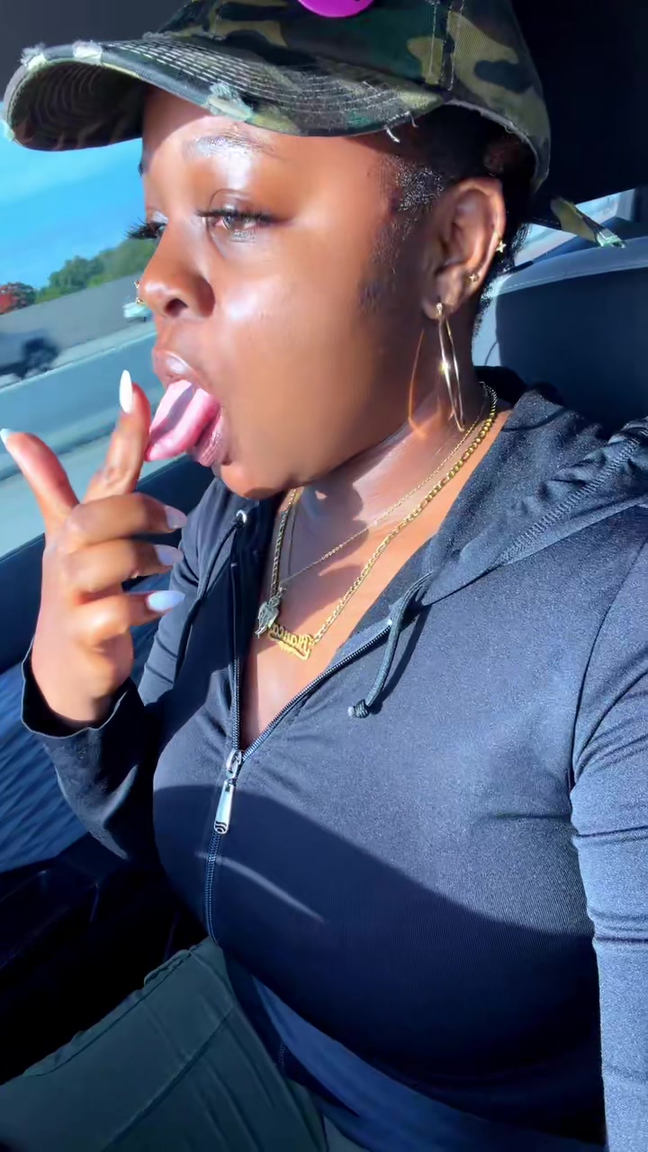 @Chinchilly Bee|Content creator
