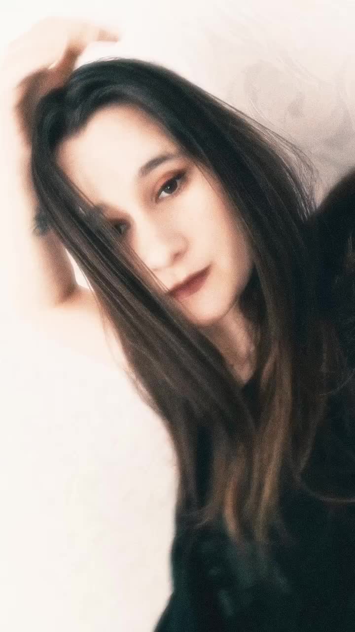 @elliskas20