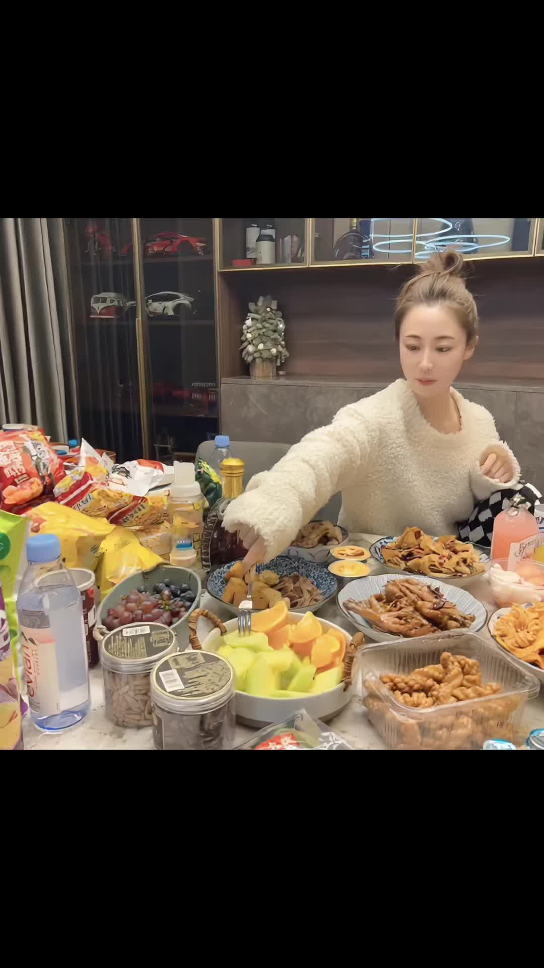 @纯情母蟑螂ᜊ•͈⌔•͈ᜊ