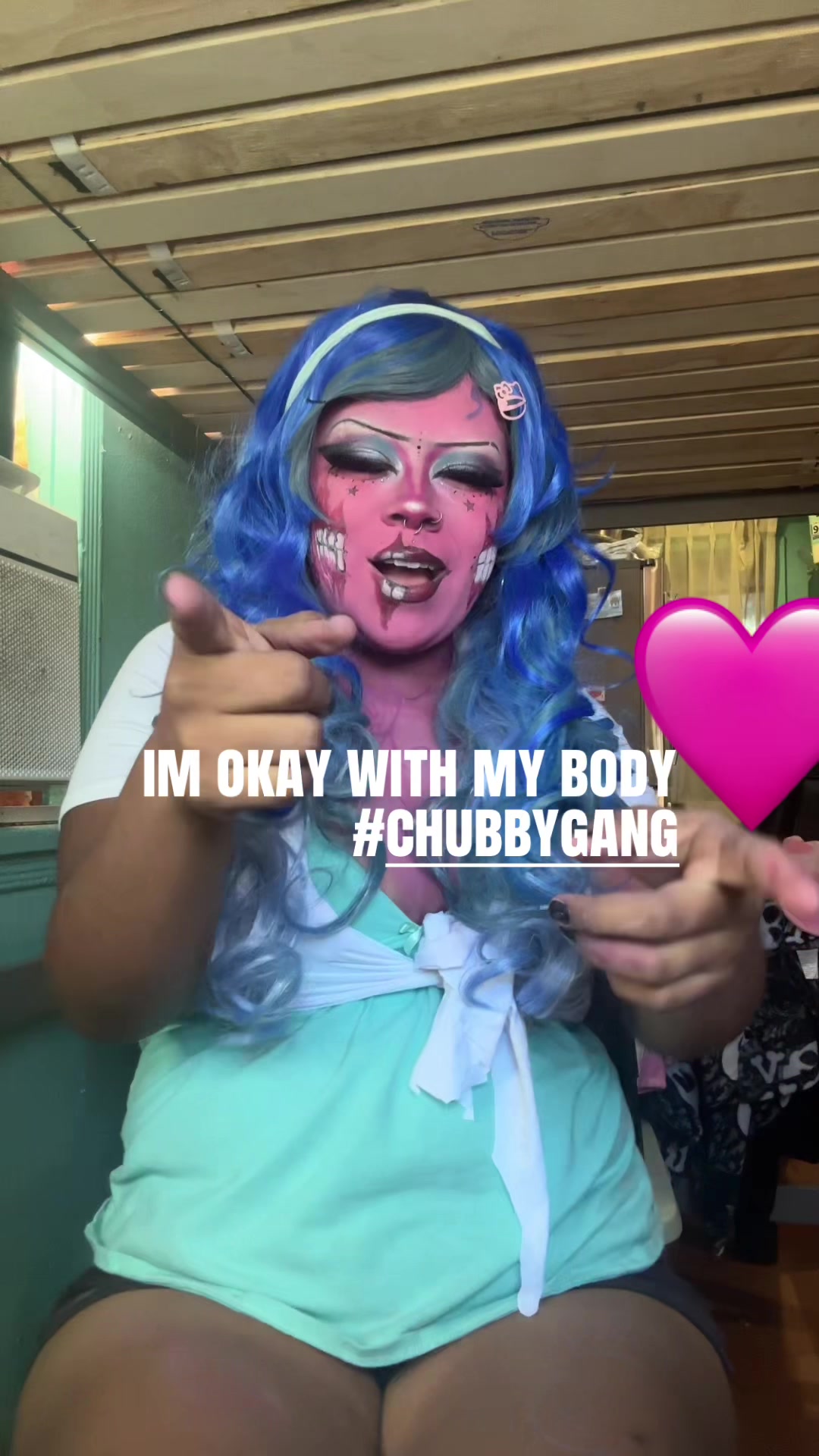 @𝓒𝓱𝓾𝓭𝓮𝓽𝓽𝓮 🤖