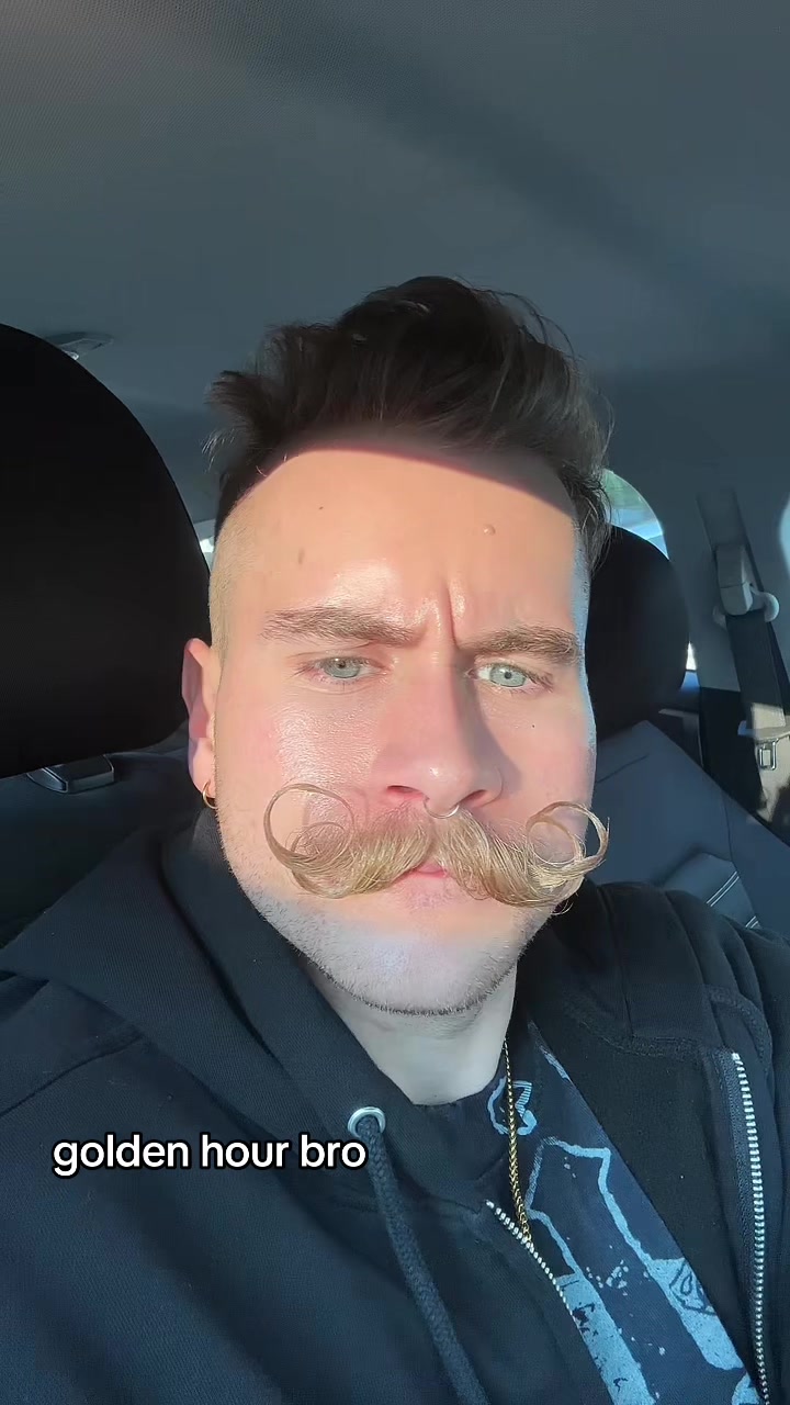 @thecolecallender