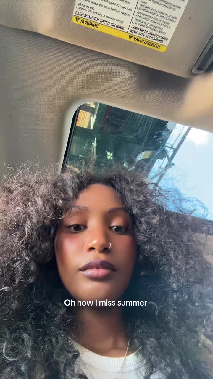 @Tweyela