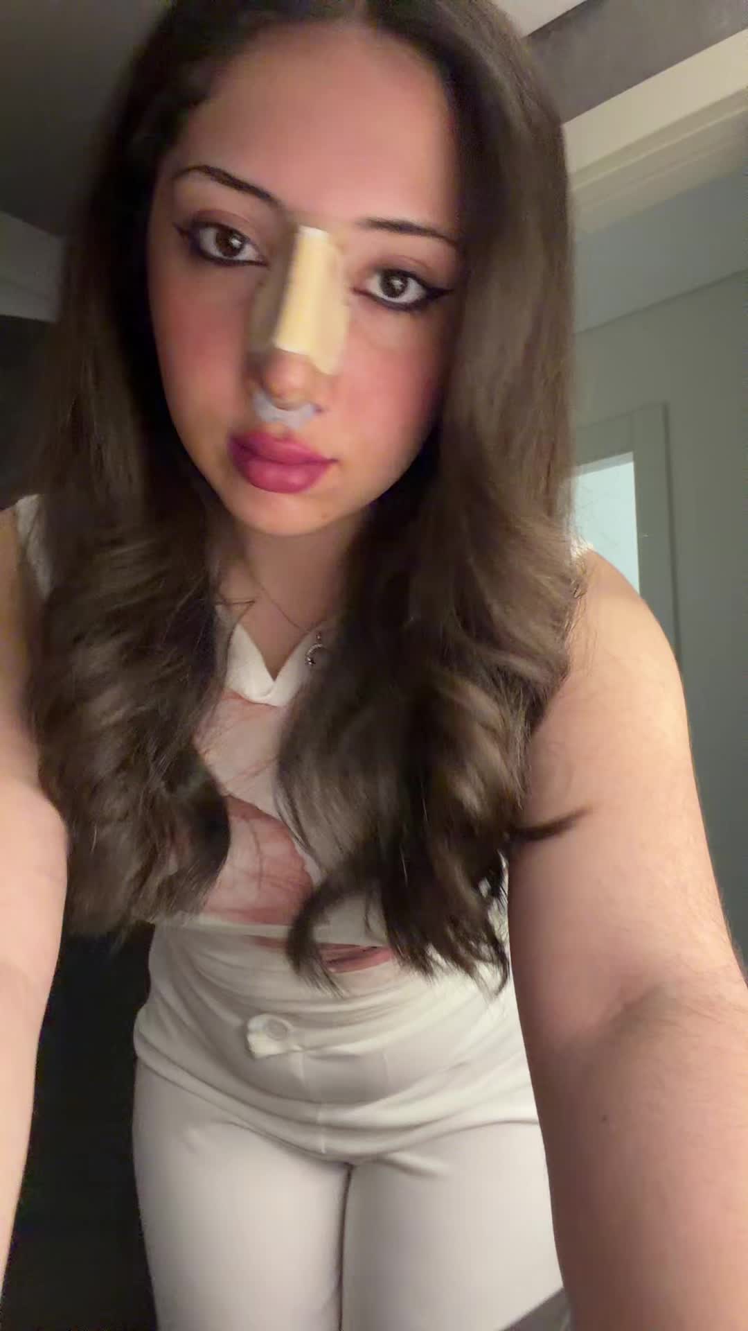 @🪩