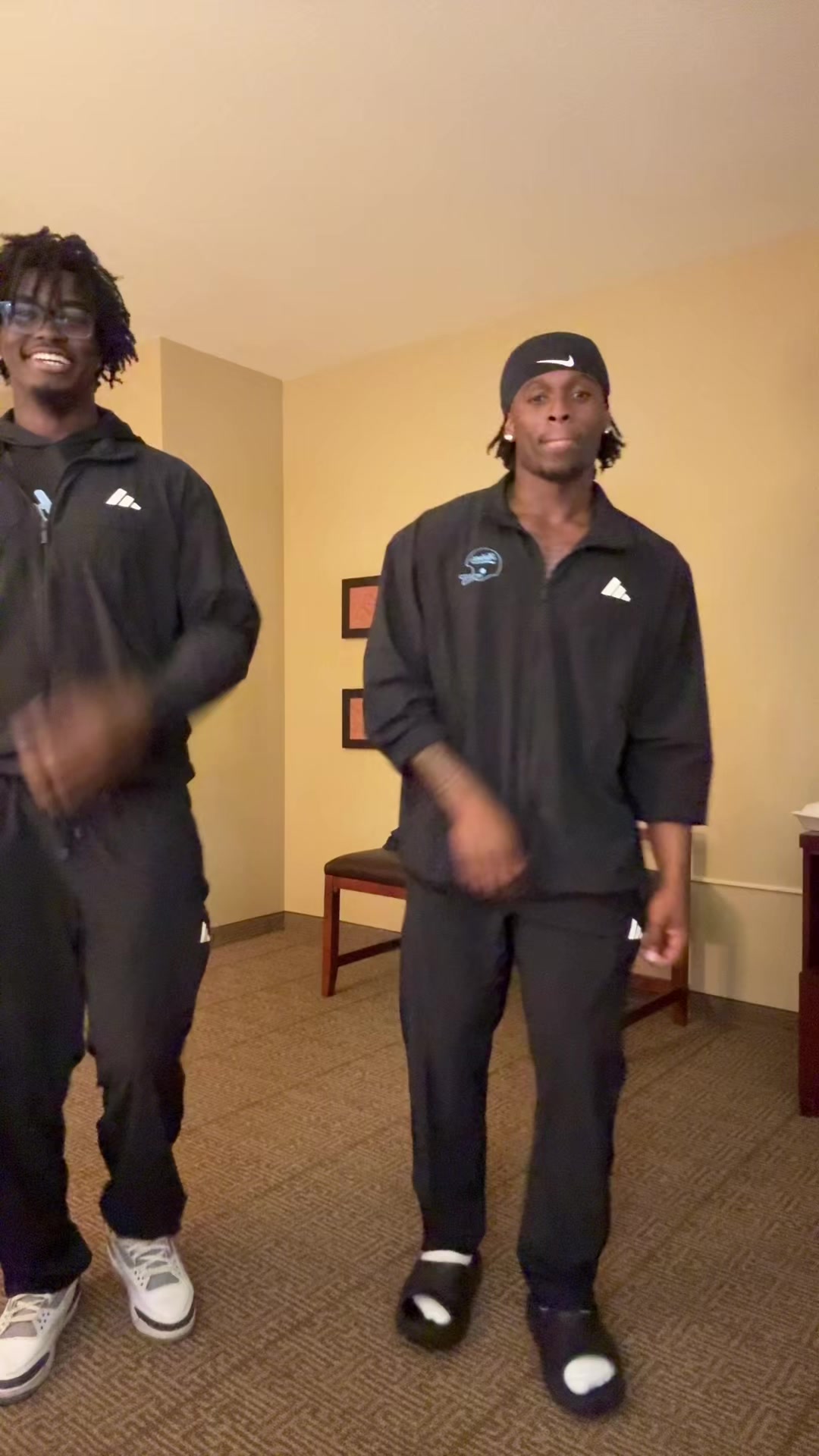 @J5🚶🏽♂️