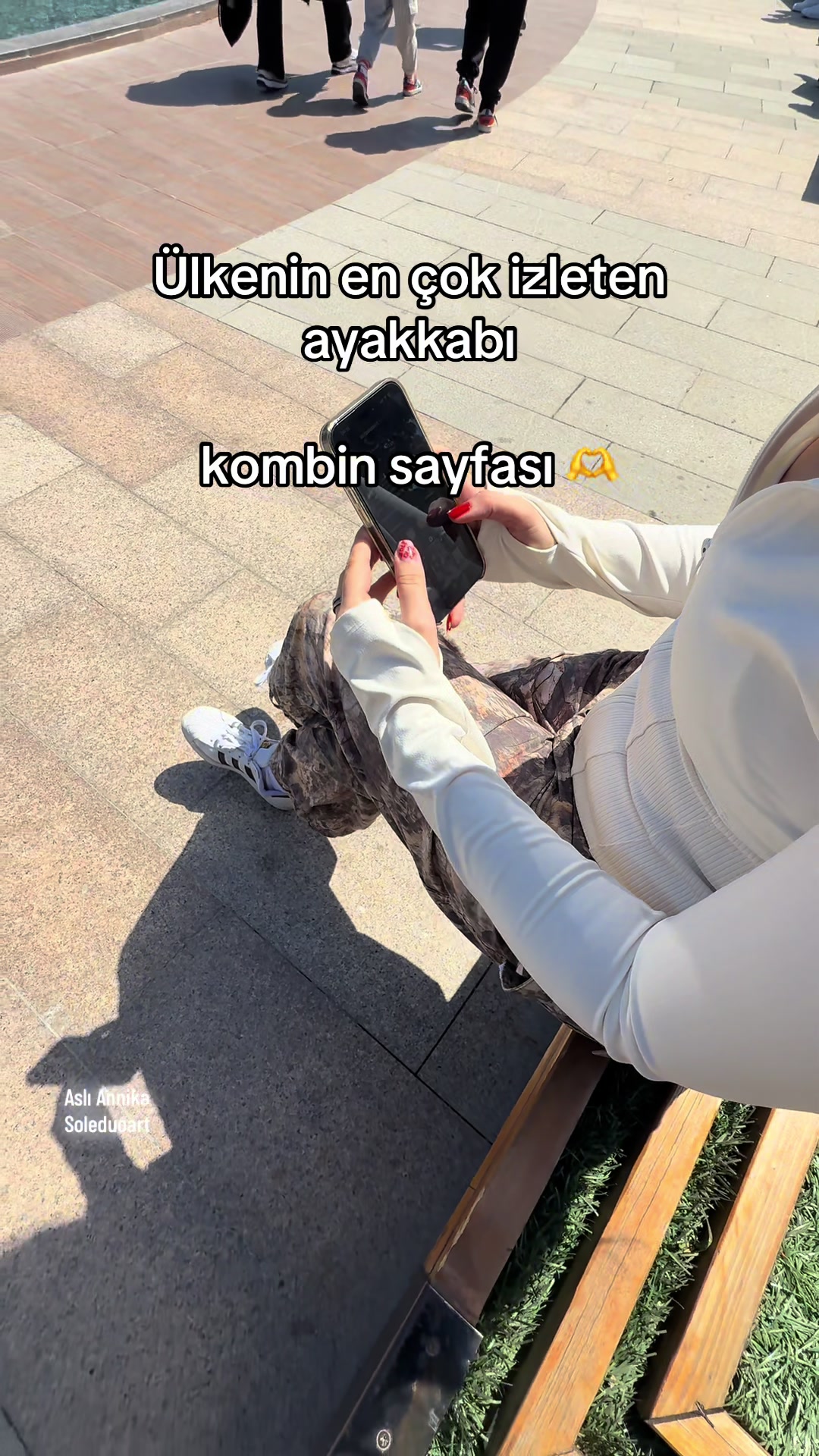 @Aslı Annika