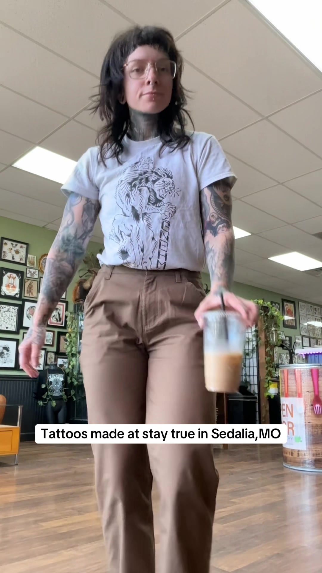 @noellefaithfallon