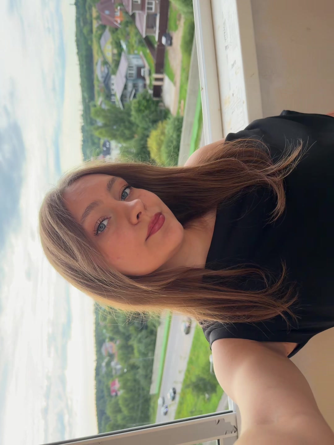@🍸