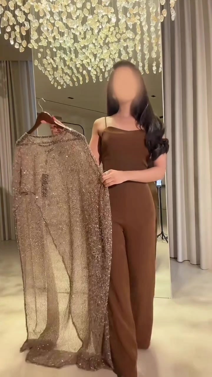 @مودل ليناء للازياء